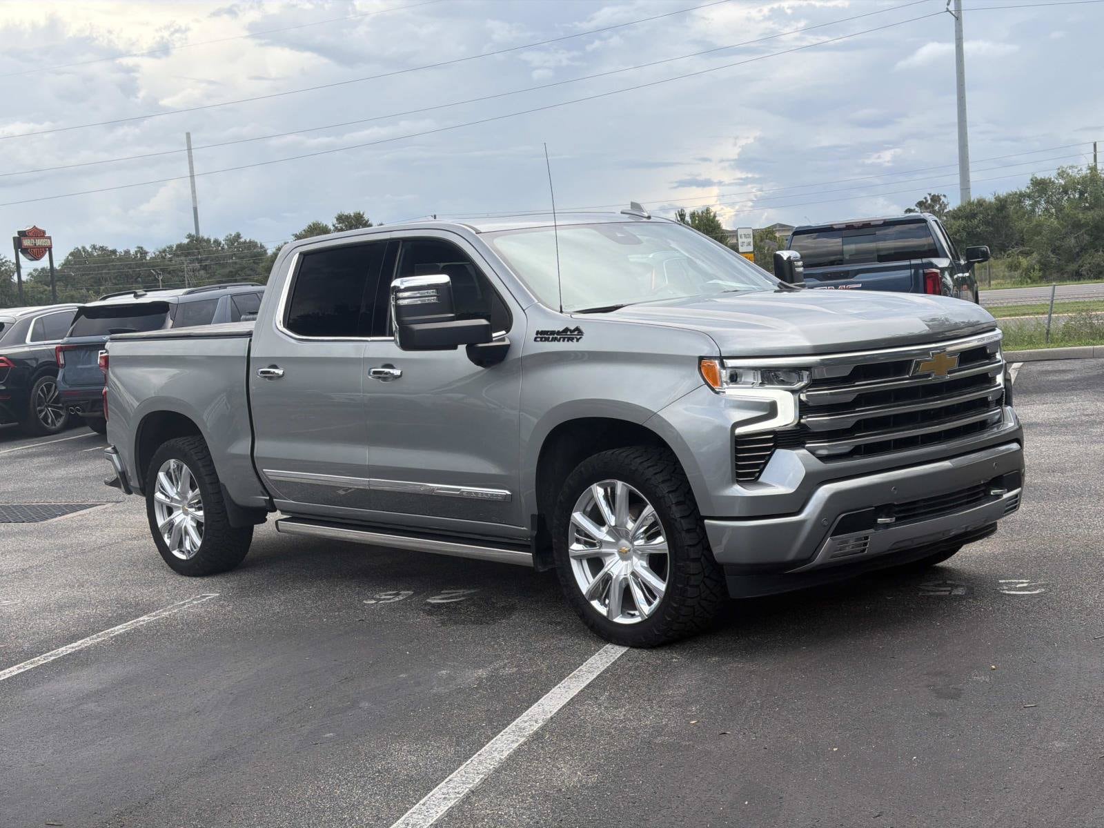2024 Chevrolet Silverado 1500 High Country - Photo 2