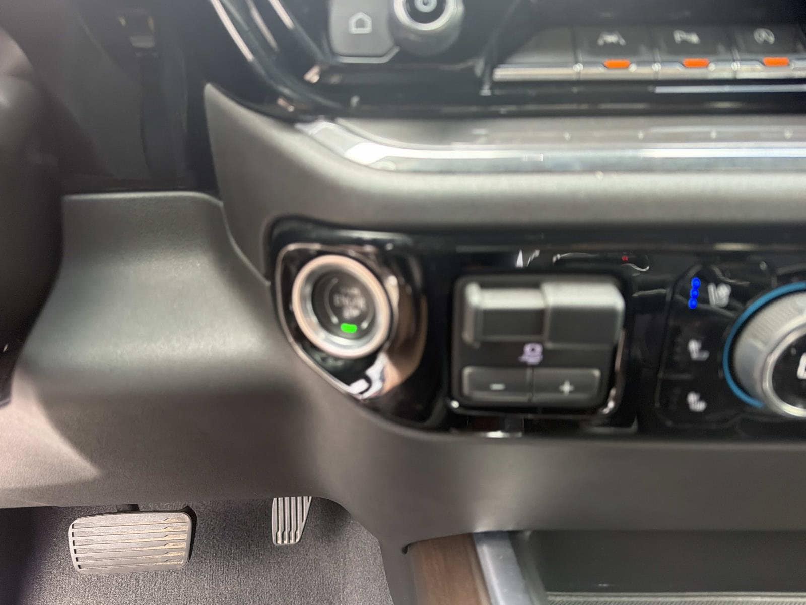 2024 Chevrolet Silverado 1500 High Country - Photo 29