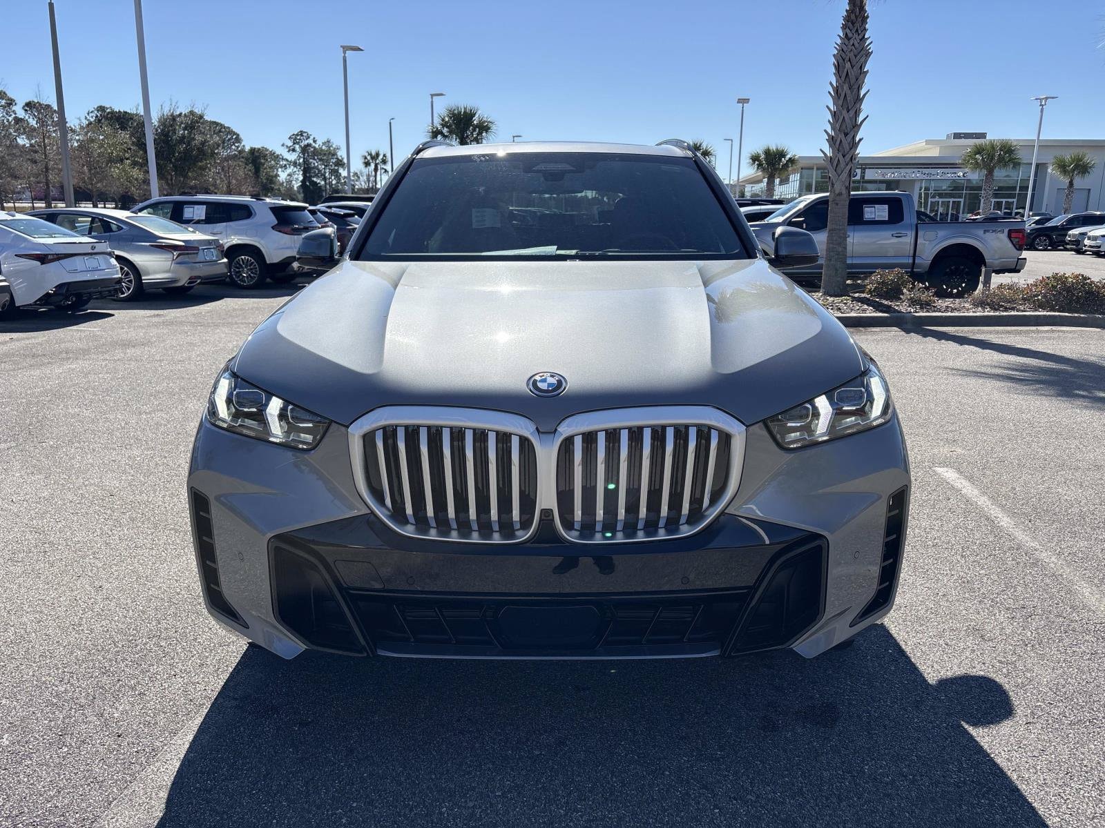 2026 BMW X5 50e - Photo 9