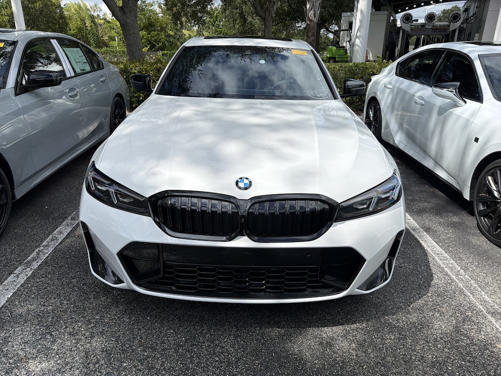 New 2026 BMW 330i Sedan