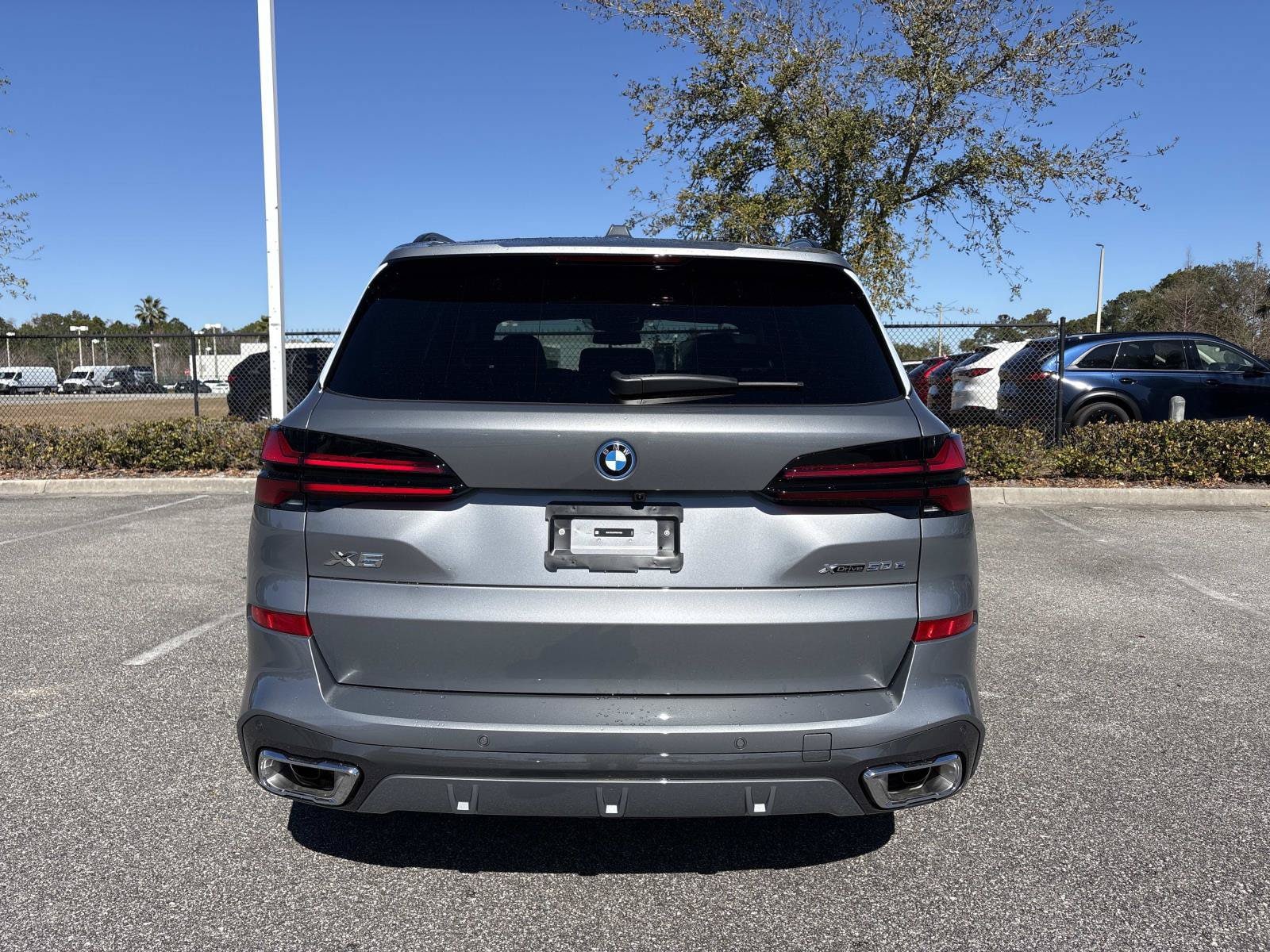 2026 BMW X5 50e - Photo 5
