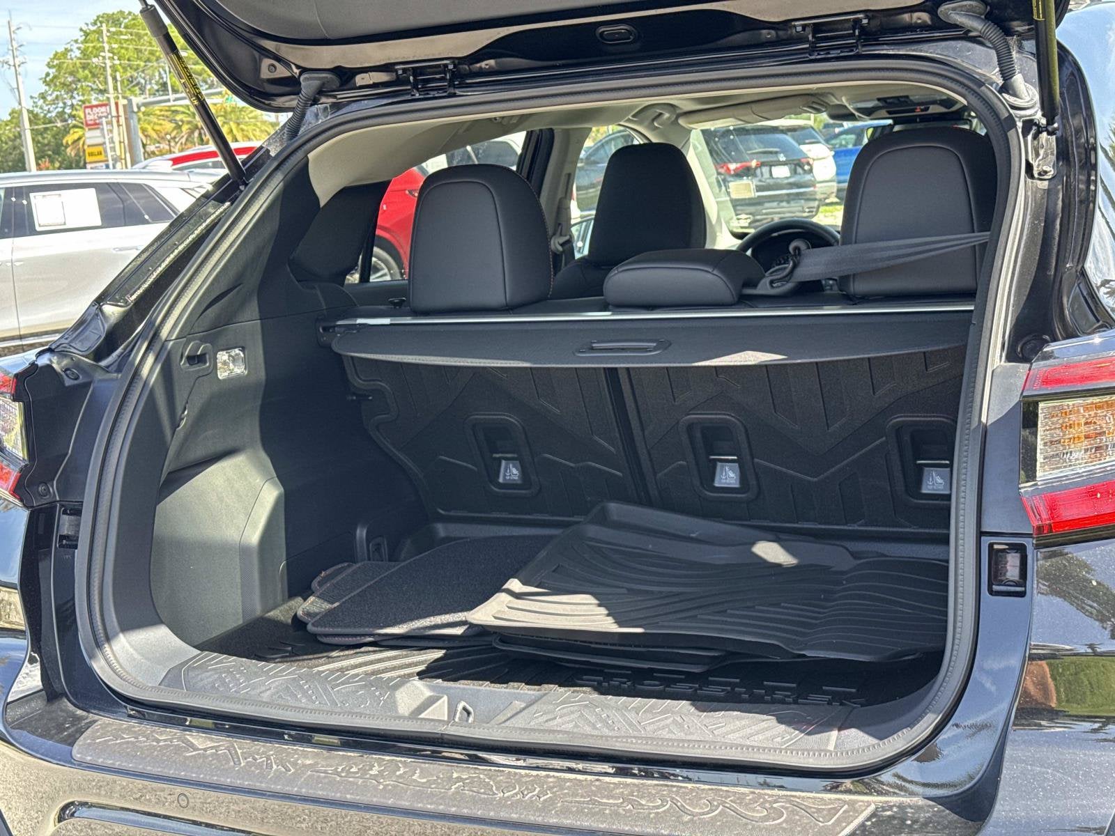 2025 Subaru Crosstrek Limited - Photo 28