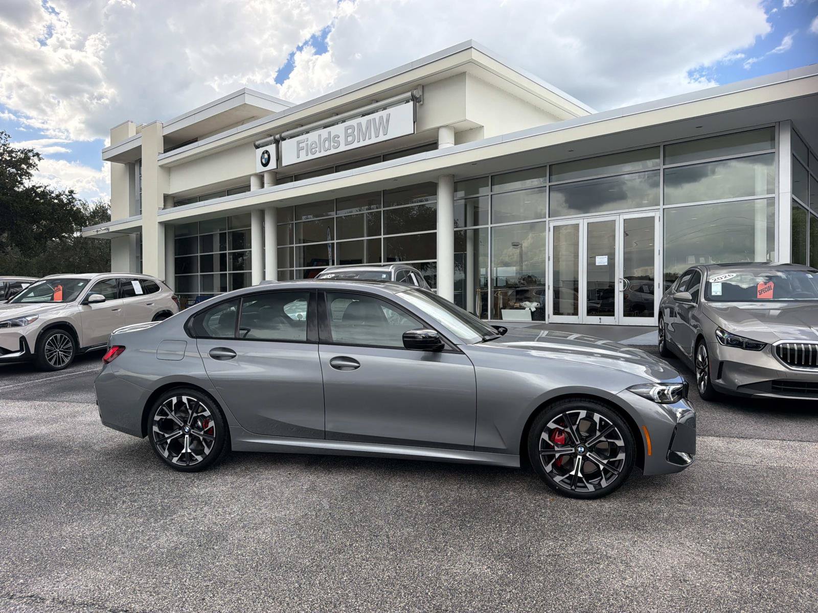 2026 BMW 330i Sedan