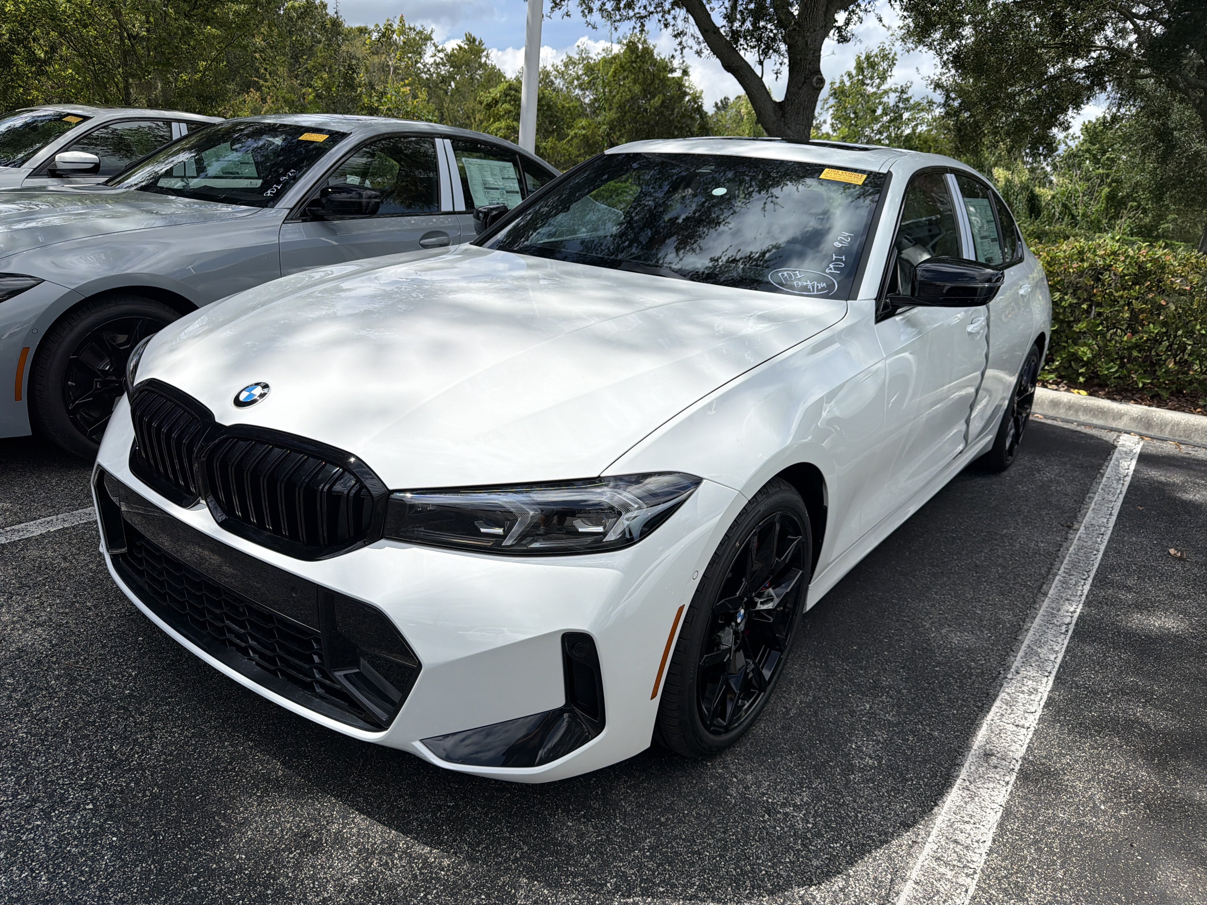 New 2026 BMW 330i Sedan