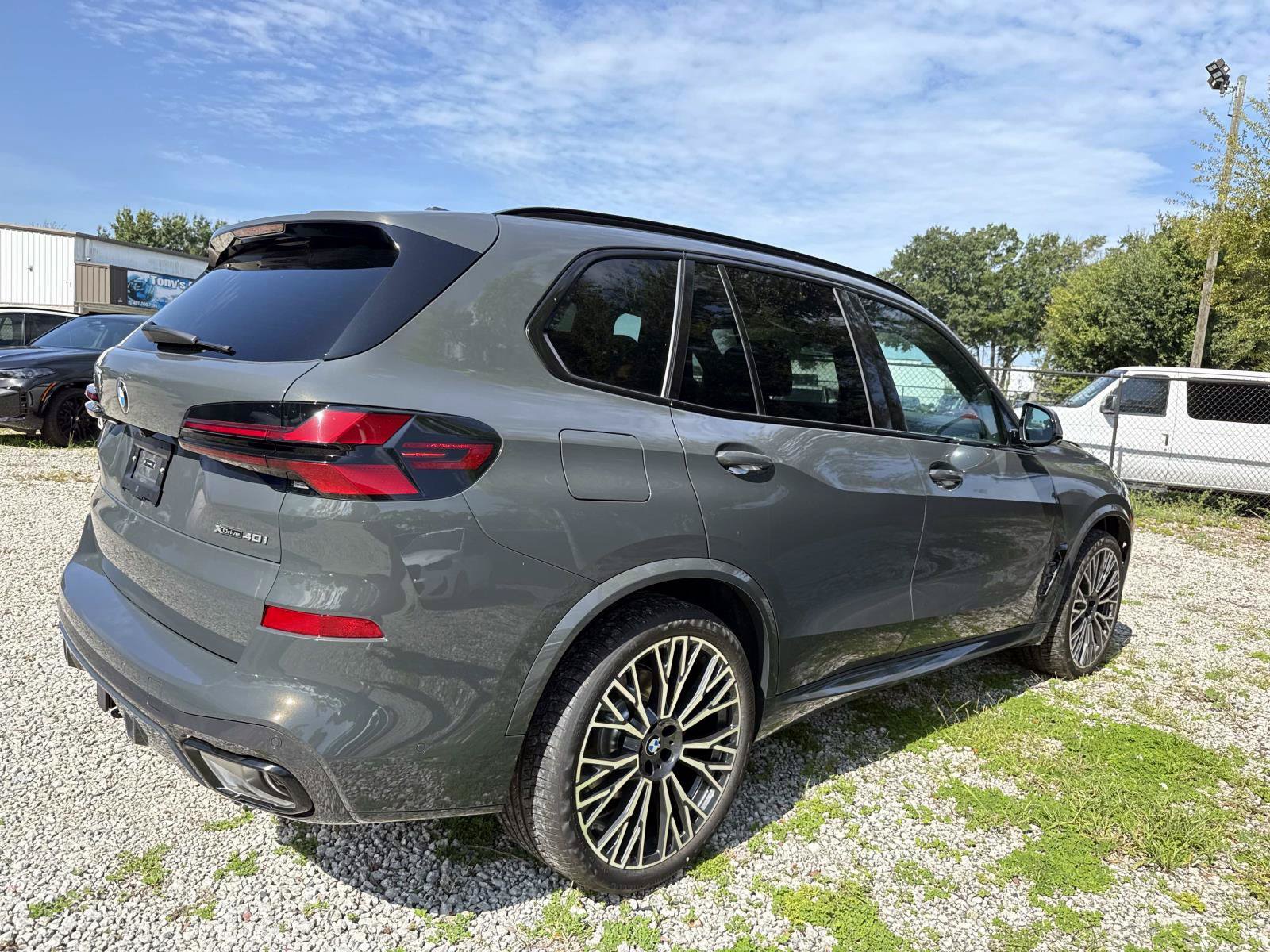 New 2026 BMW X5 xDrive40i SUV