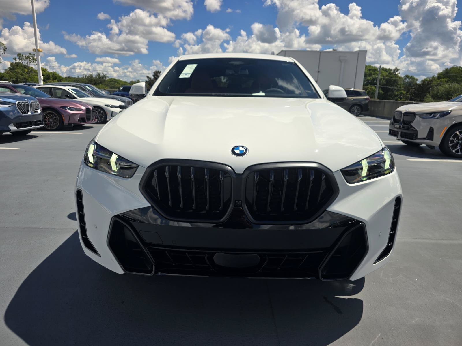 New 2027 BMW X6 xDrive40i SUV