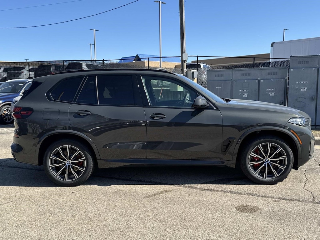 New 2026 BMW X5 xDrive40i xDrive40i Sports Activity Vehicle
