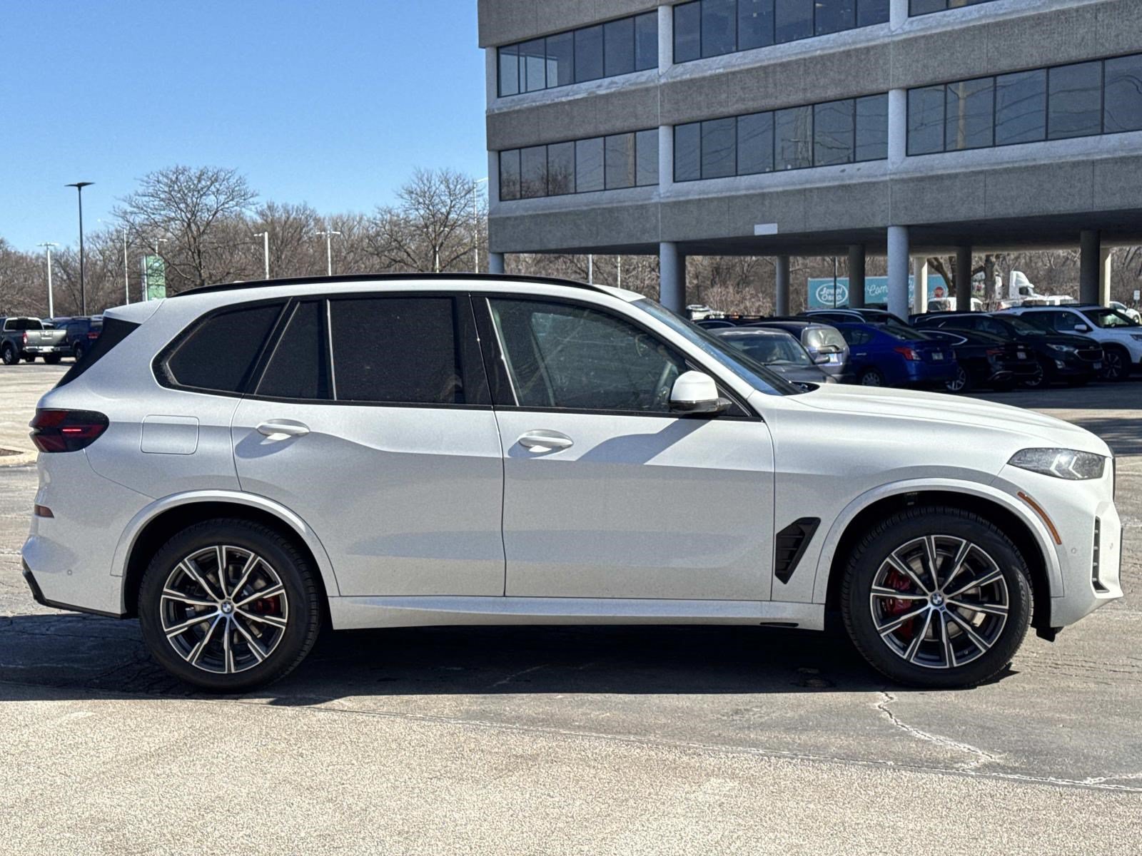 New 2026 BMW X5 xDrive40i xDrive40i Sports Activity Vehicle