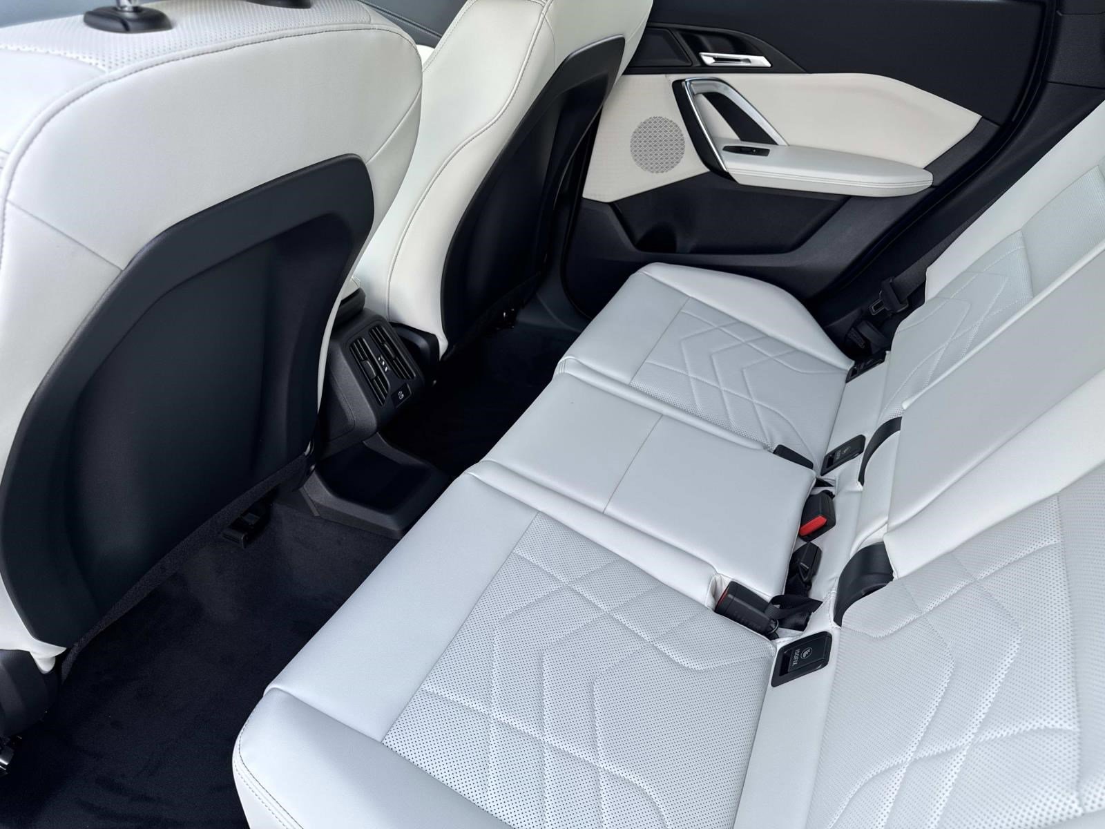 2026 BMW X1 XDrive28i - Photo 14