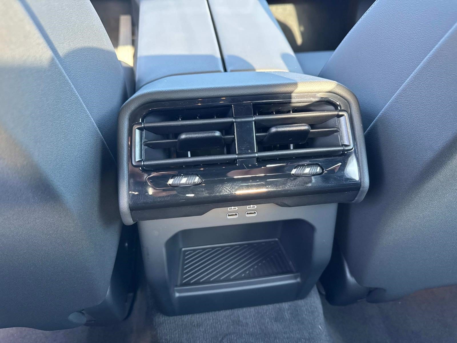 2026 BMW i5 40 - Photo 16