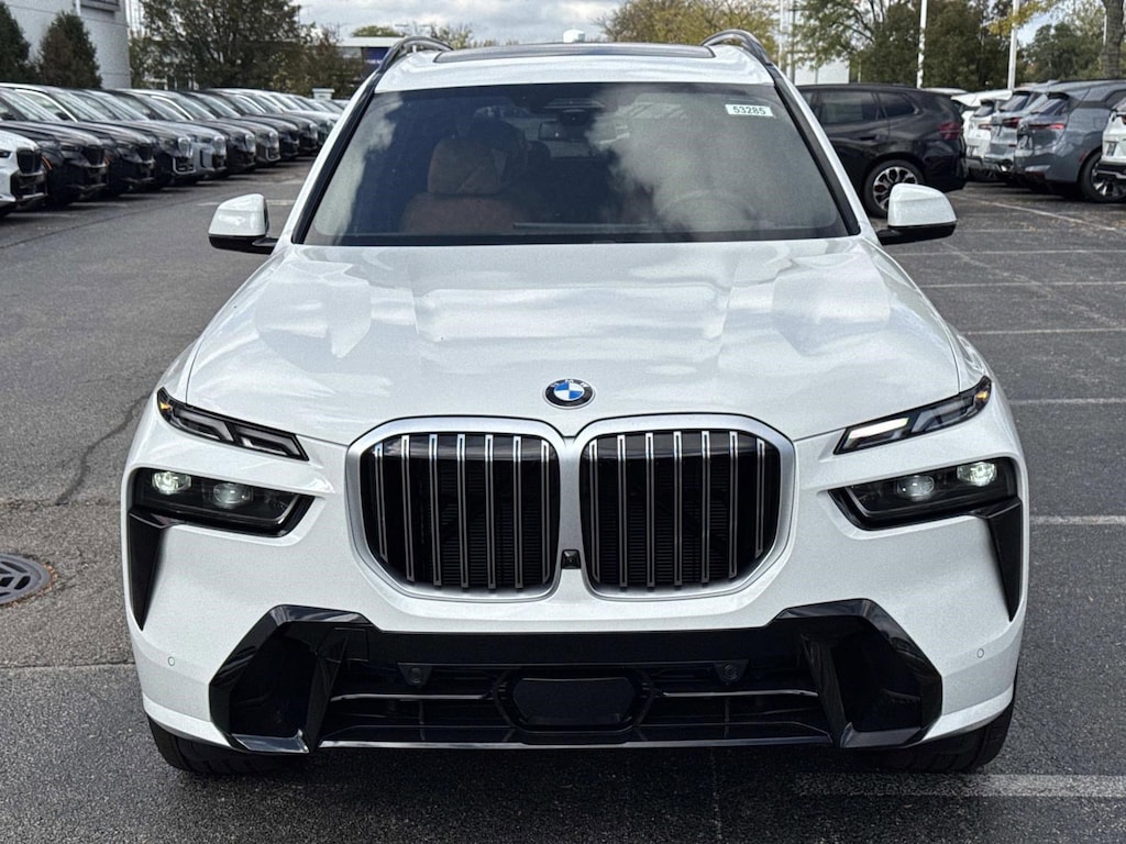 New 2026 BMW X7 xDrive40i xDrive40i Sports Activity Vehicle