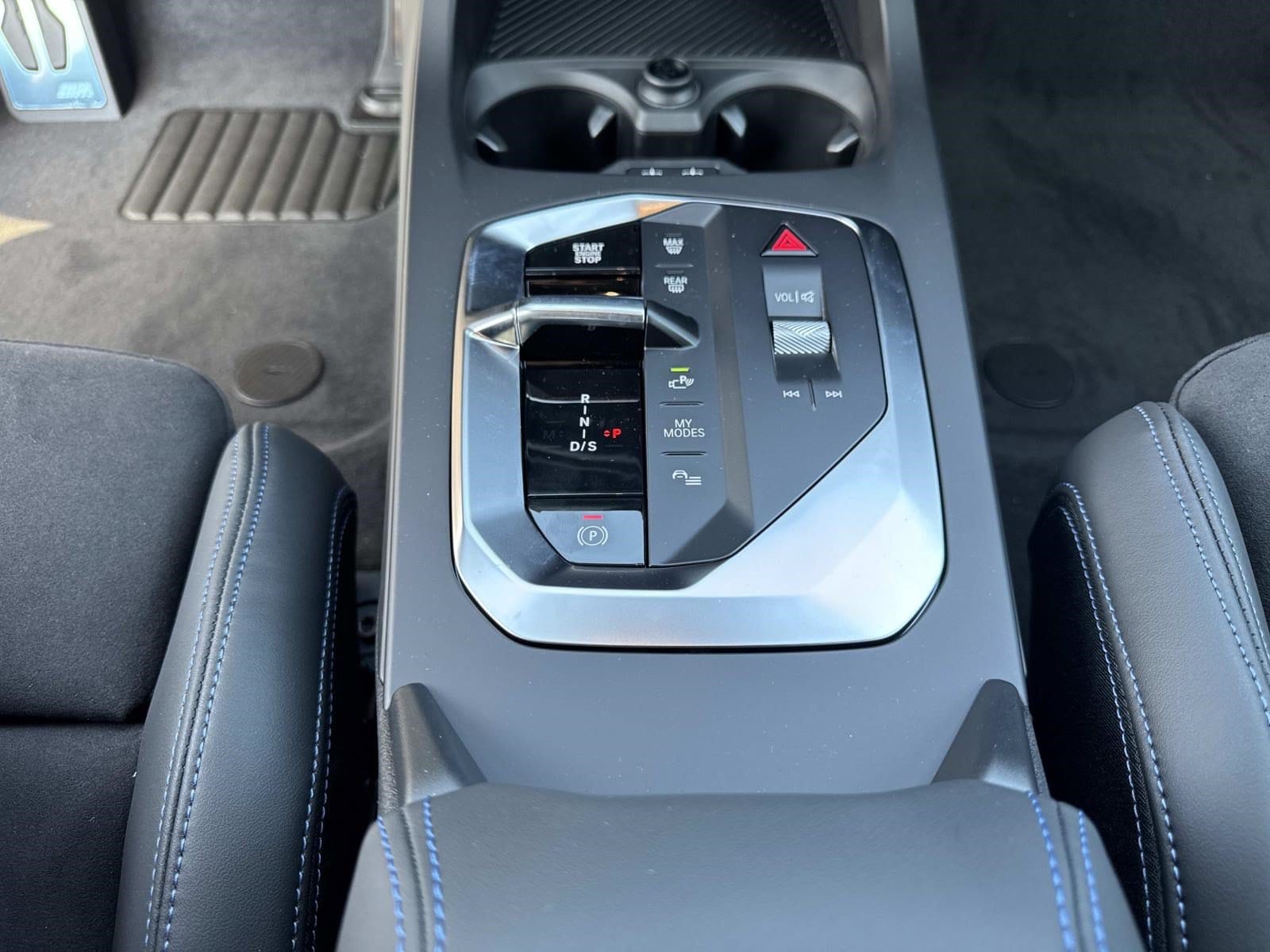2026 BMW 2 Series M235 - Photo 25