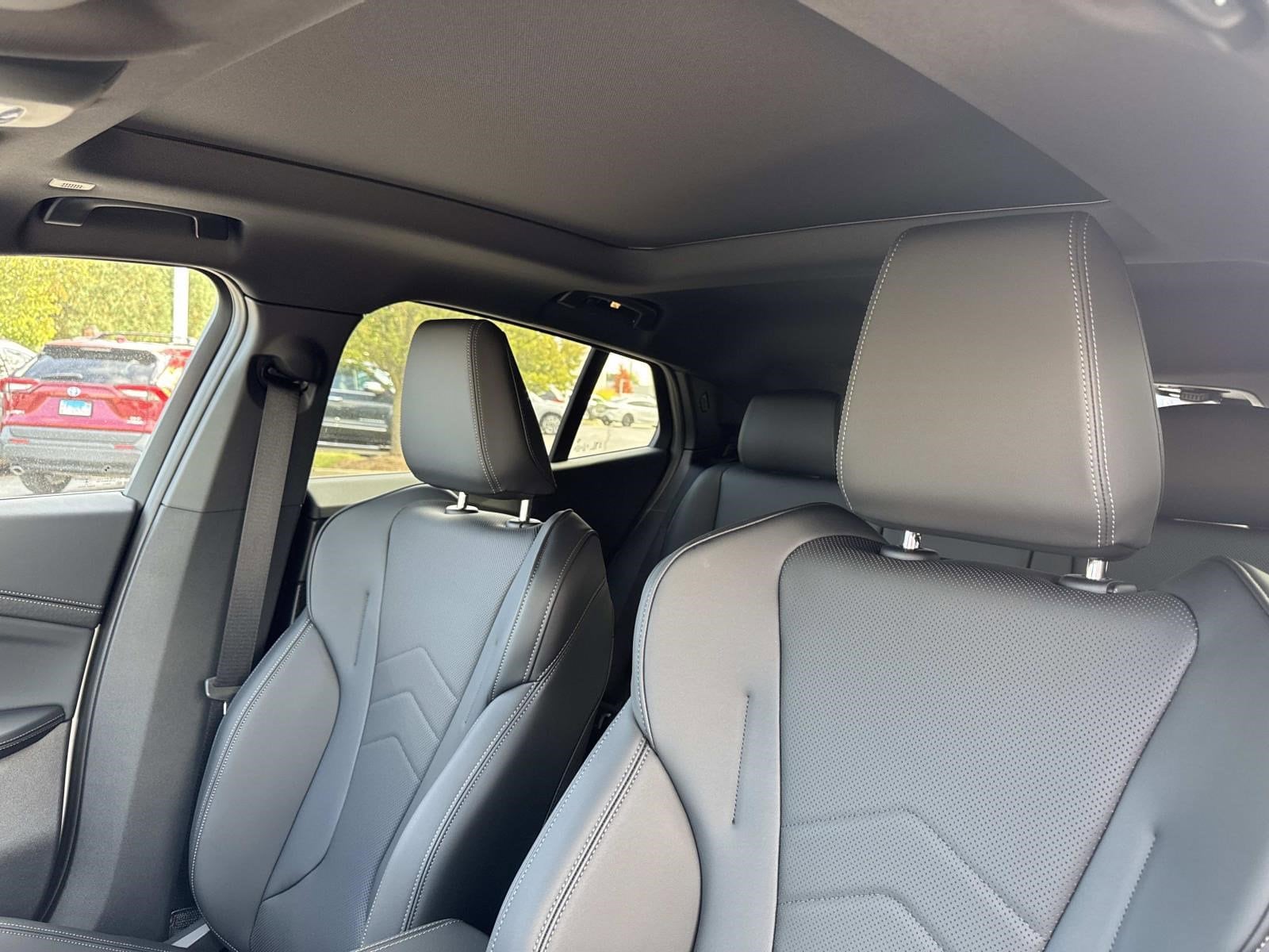 2026 BMW X2 28i - Photo 33