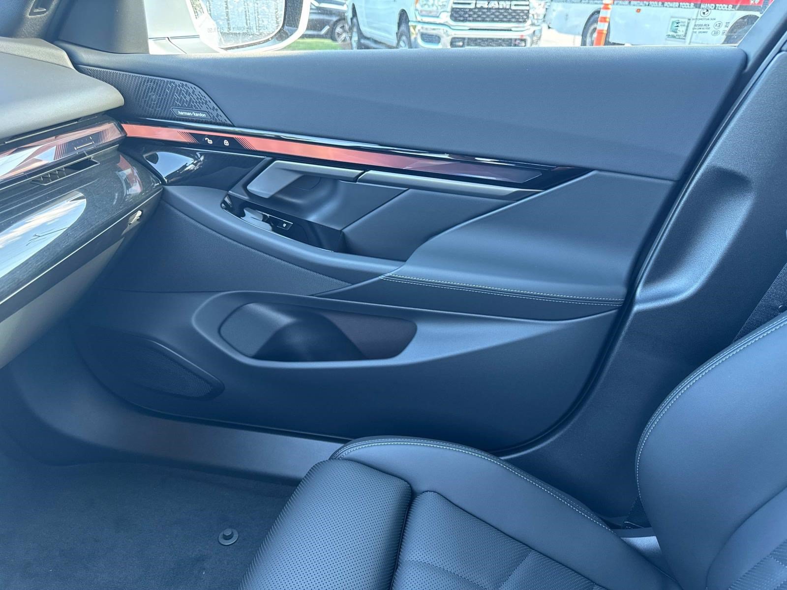 2026 BMW i5 40 - Photo 21