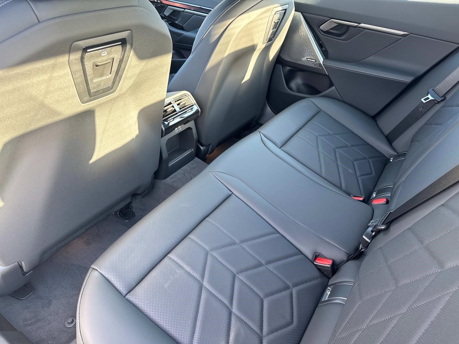 2026 BMW i5 40 - Photo 14