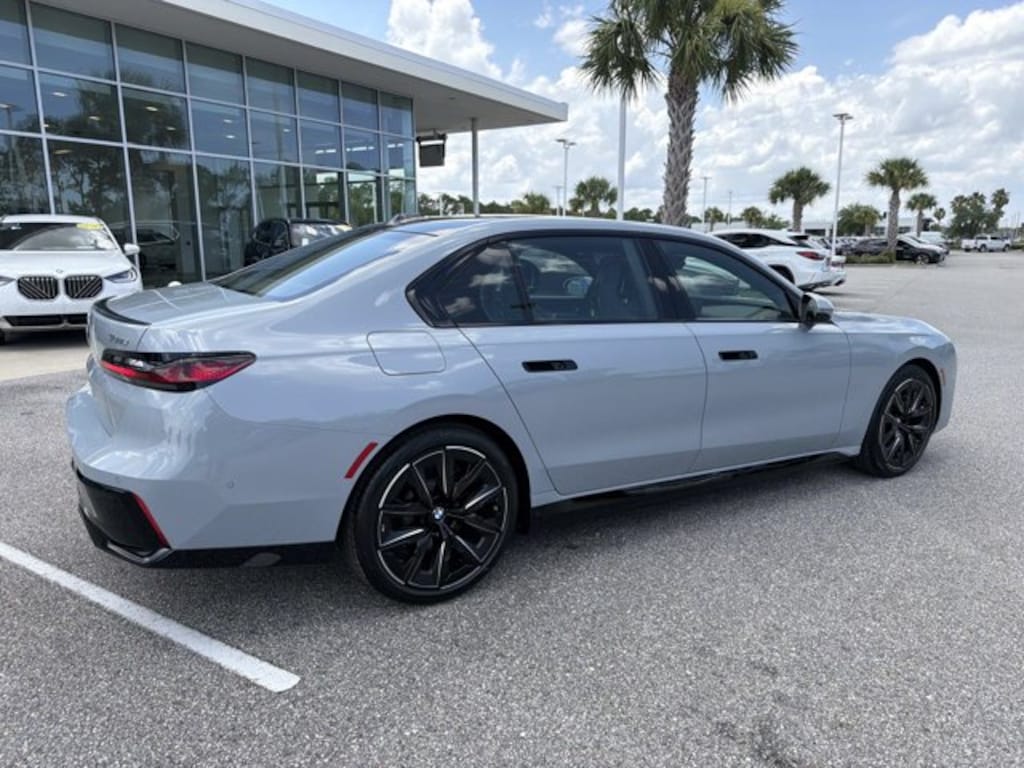 New 2026 BMW 7 Series 750e xDrive 750e xDrive Plug-In Hybrid