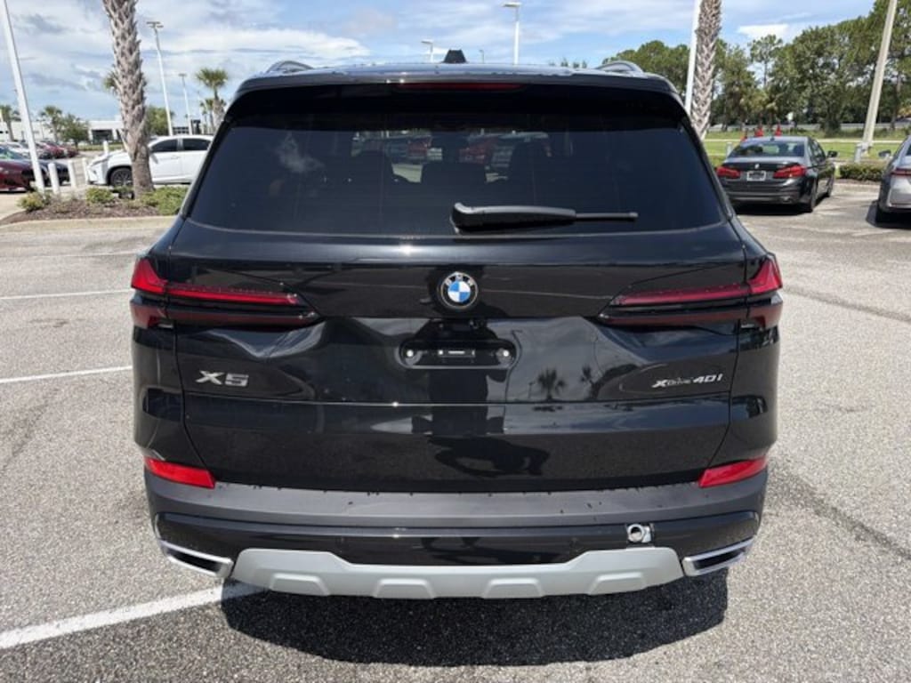 New 2026 BMW X5 xDrive40i xDrive40i Sports Activity Vehicle
