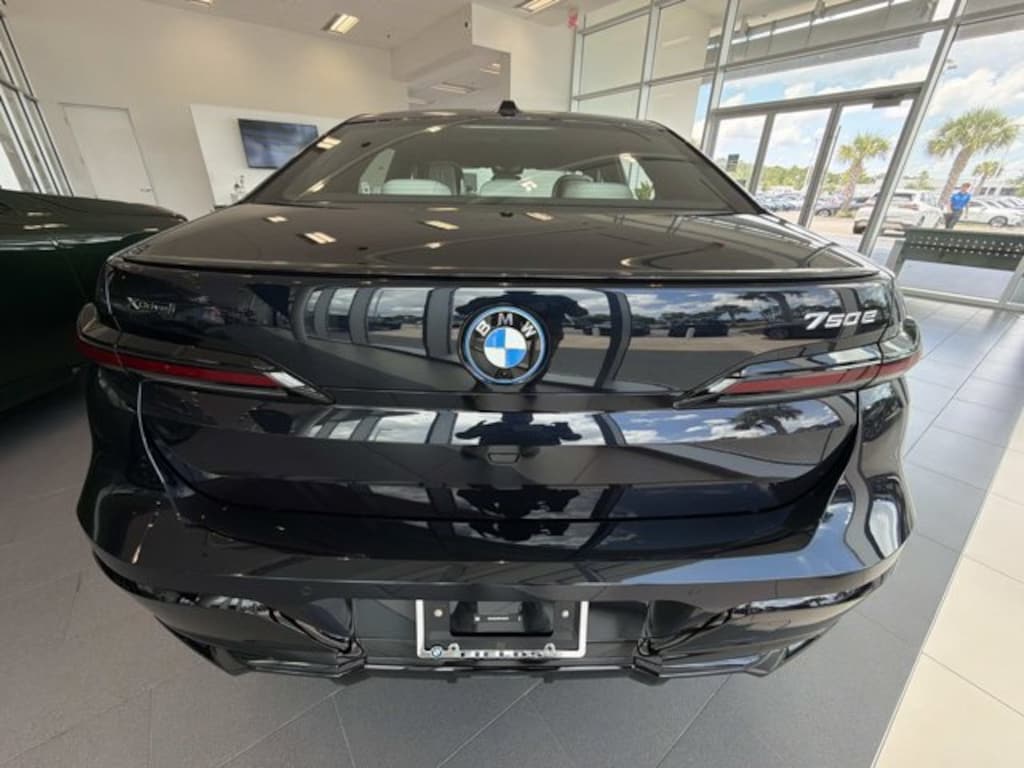 New 2026 BMW 7 Series 750e xDrive 750e xDrive Plug-In Hybrid