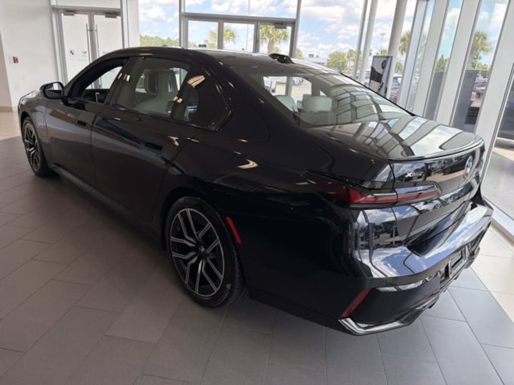New 2026 BMW 7 Series 750e xDrive 750e xDrive Plug-In Hybrid