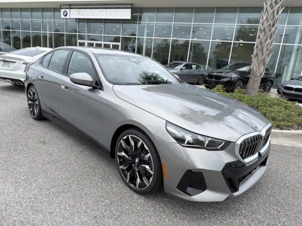 New 2026 BMW 530i Sedan