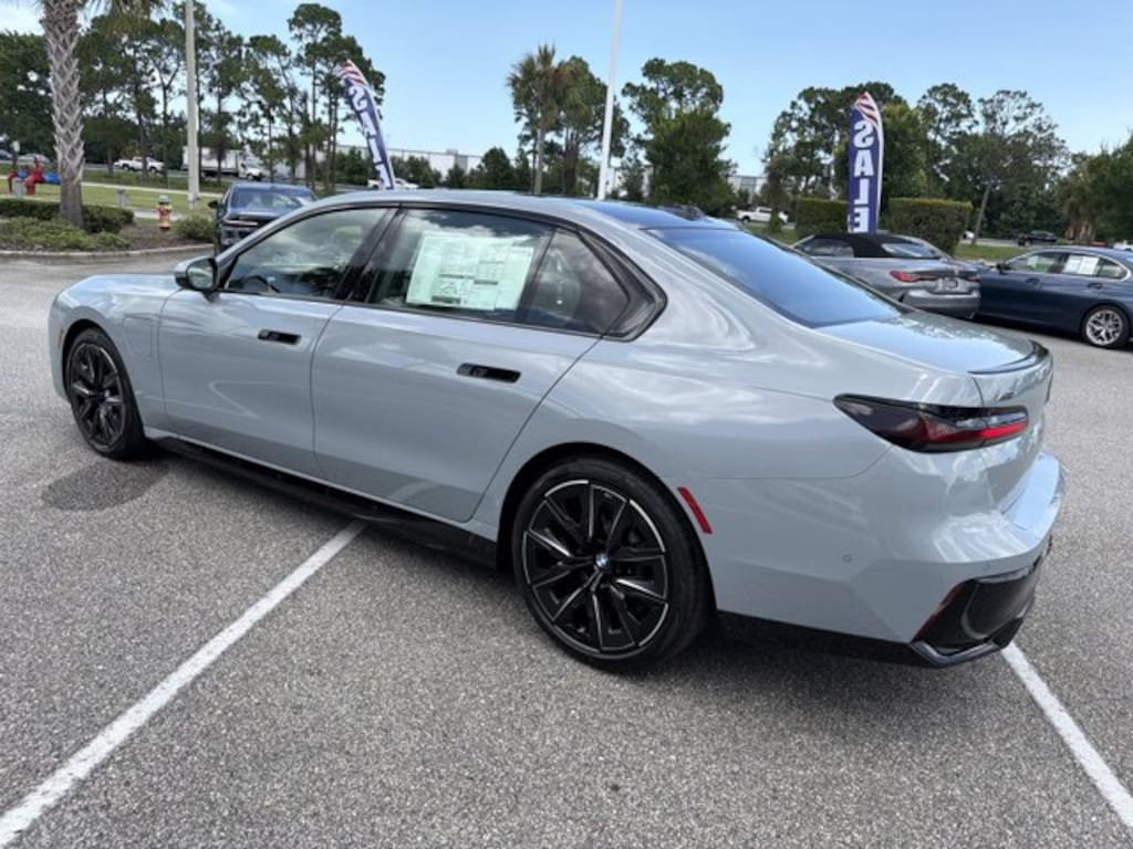 New 2026 BMW 7 Series 750e xDrive 750e xDrive Plug-In Hybrid