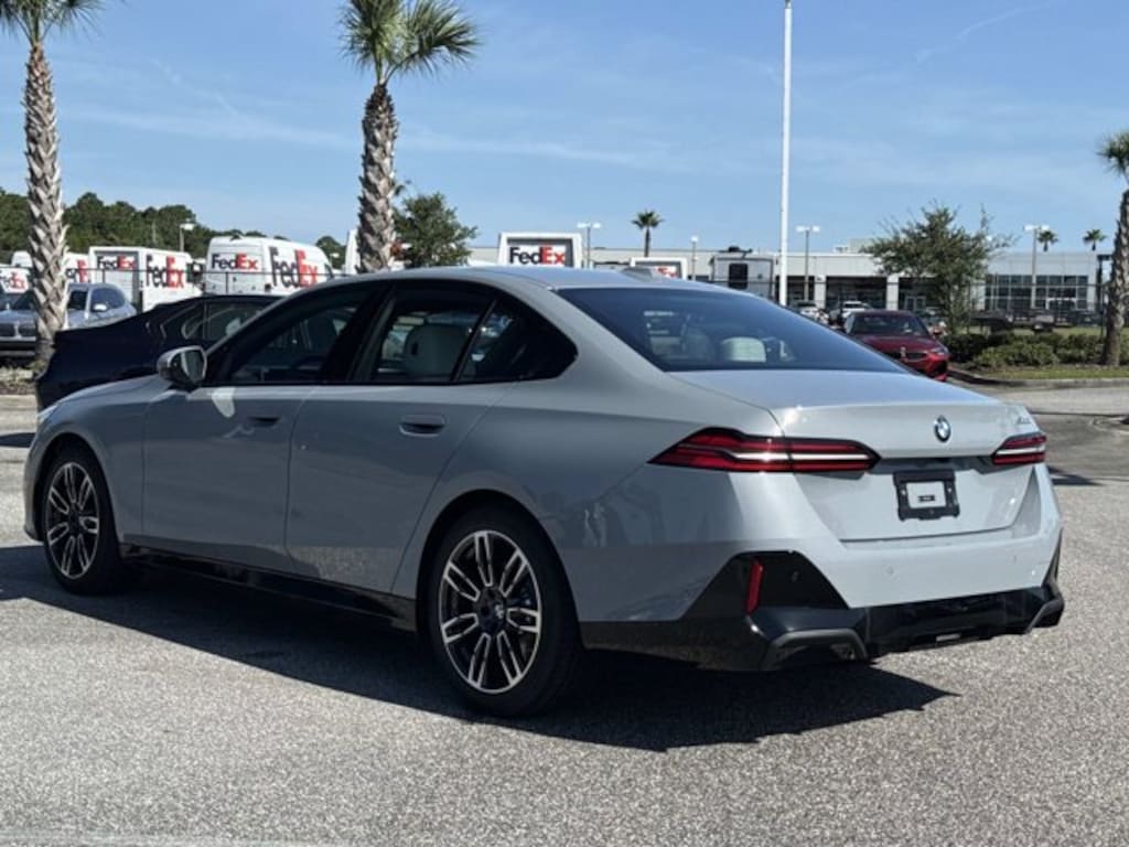 New 2027 BMW 530i Sedan