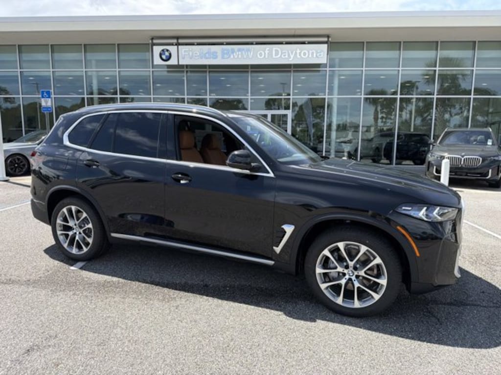 New 2026 BMW X5 xDrive40i xDrive40i Sports Activity Vehicle