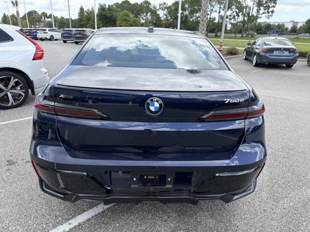New 2026 BMW 7 Series 750e xDrive 750e xDrive Plug-In Hybrid