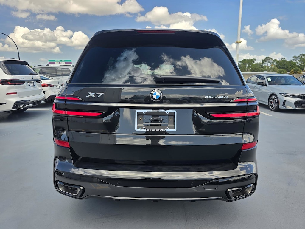 New 2027 BMW X7 xDrive40i SUV