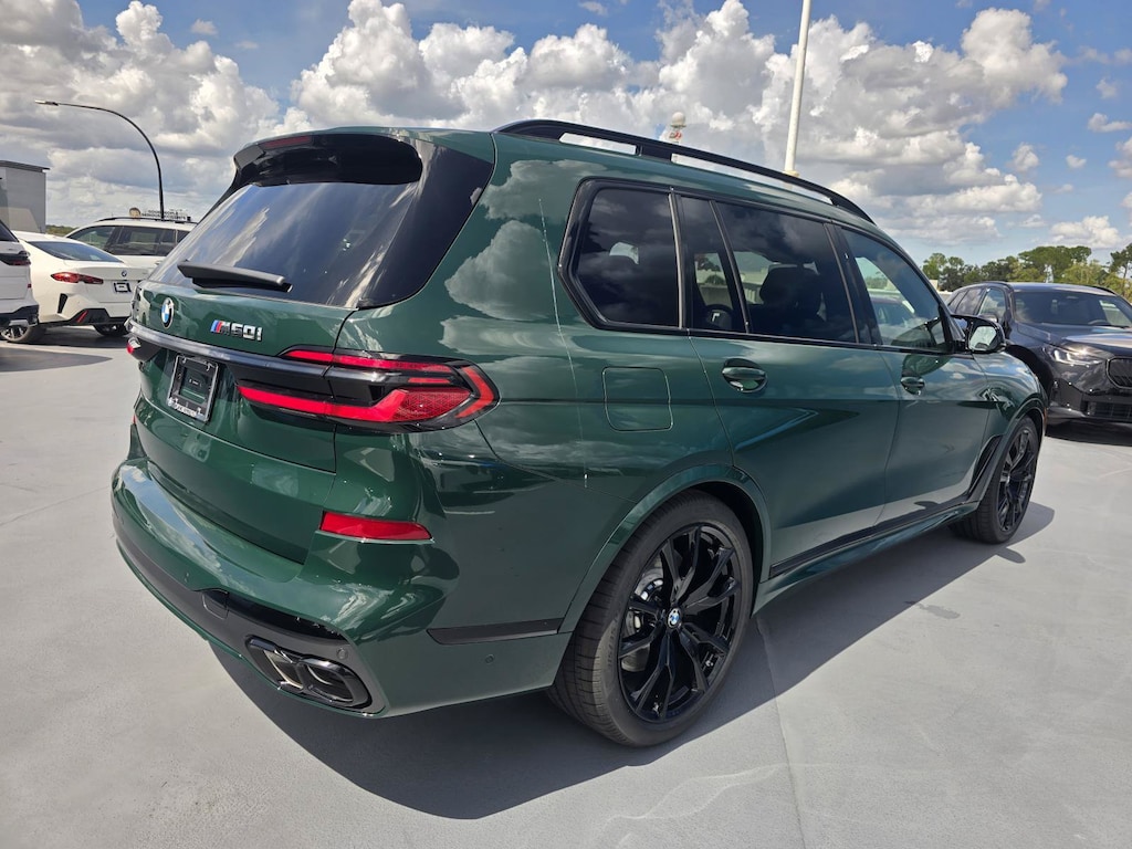New 2027 BMW X7 M60i SUV