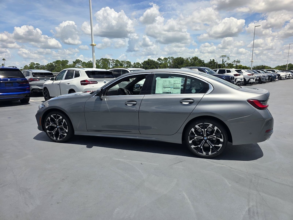 New 2026 BMW 330i xDrive Sedan