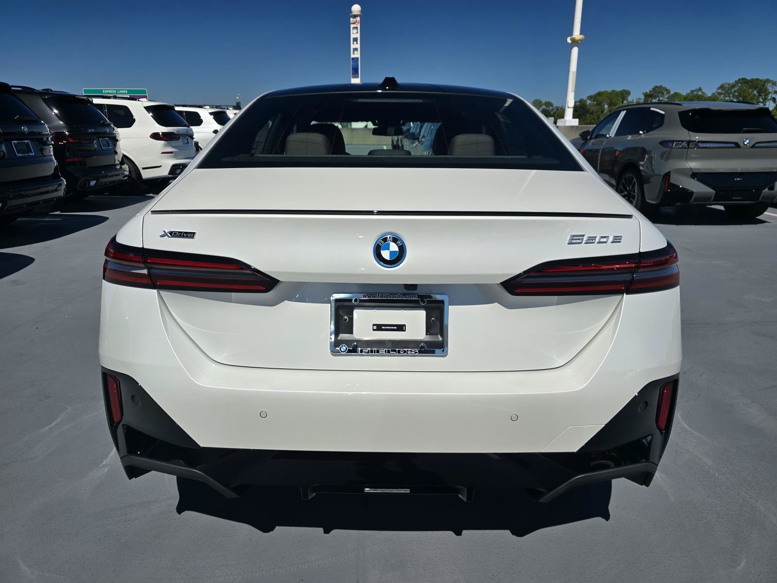 New 2027 BMW 550e xDrive Sedan