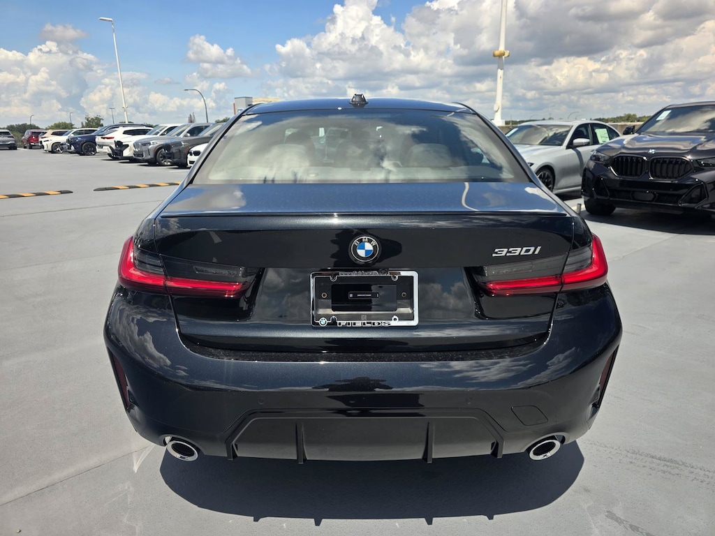 New 2026 BMW 330i Sedan