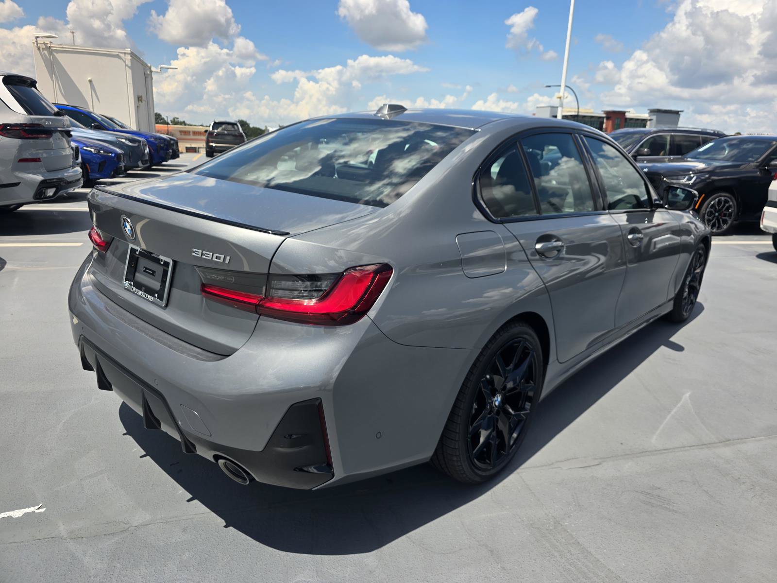 New 2026 BMW 330i Sedan