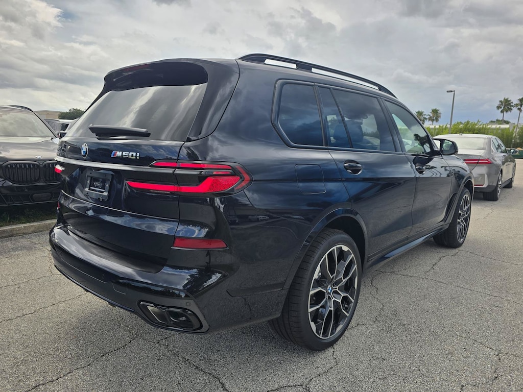 New 2027 BMW X7 M60i SUV