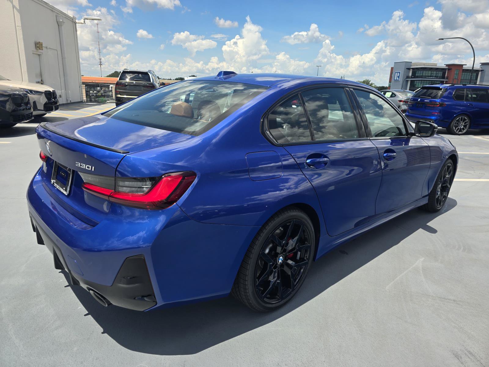 New 2026 BMW 330i Sedan