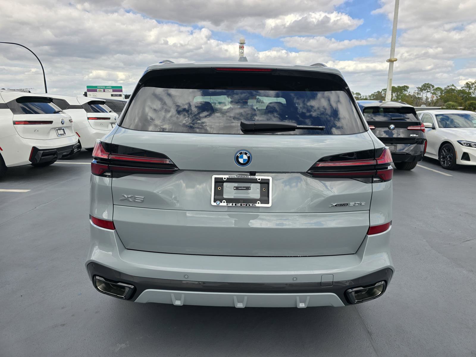 New 2026 BMW X5 PHEV xDrive50e SUV