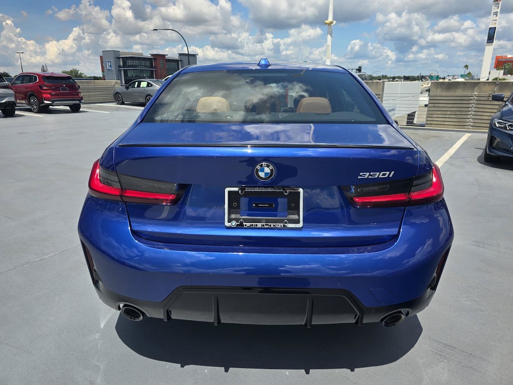 New 2026 BMW 330i Sedan
