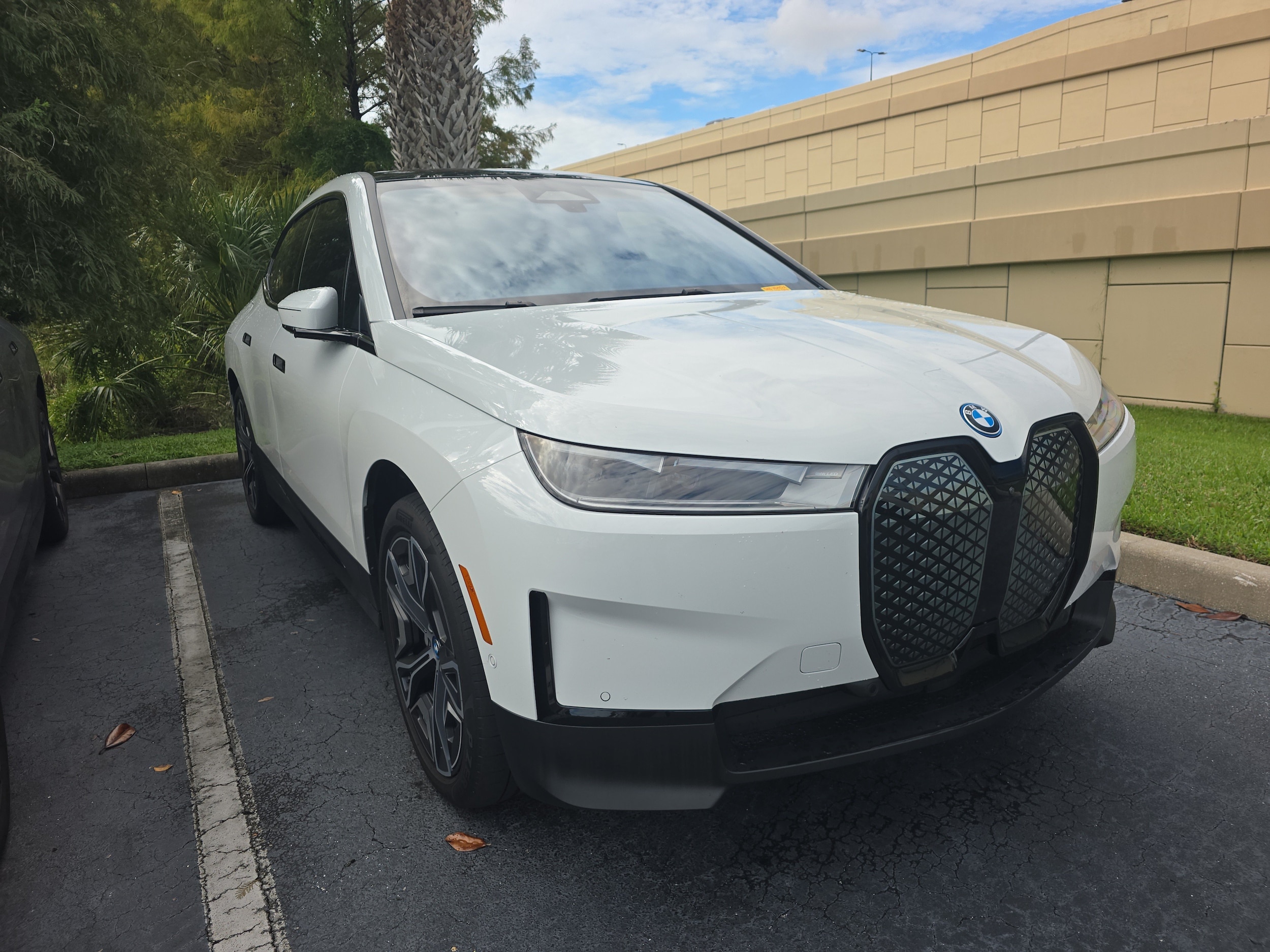 2024 BMW iX Base