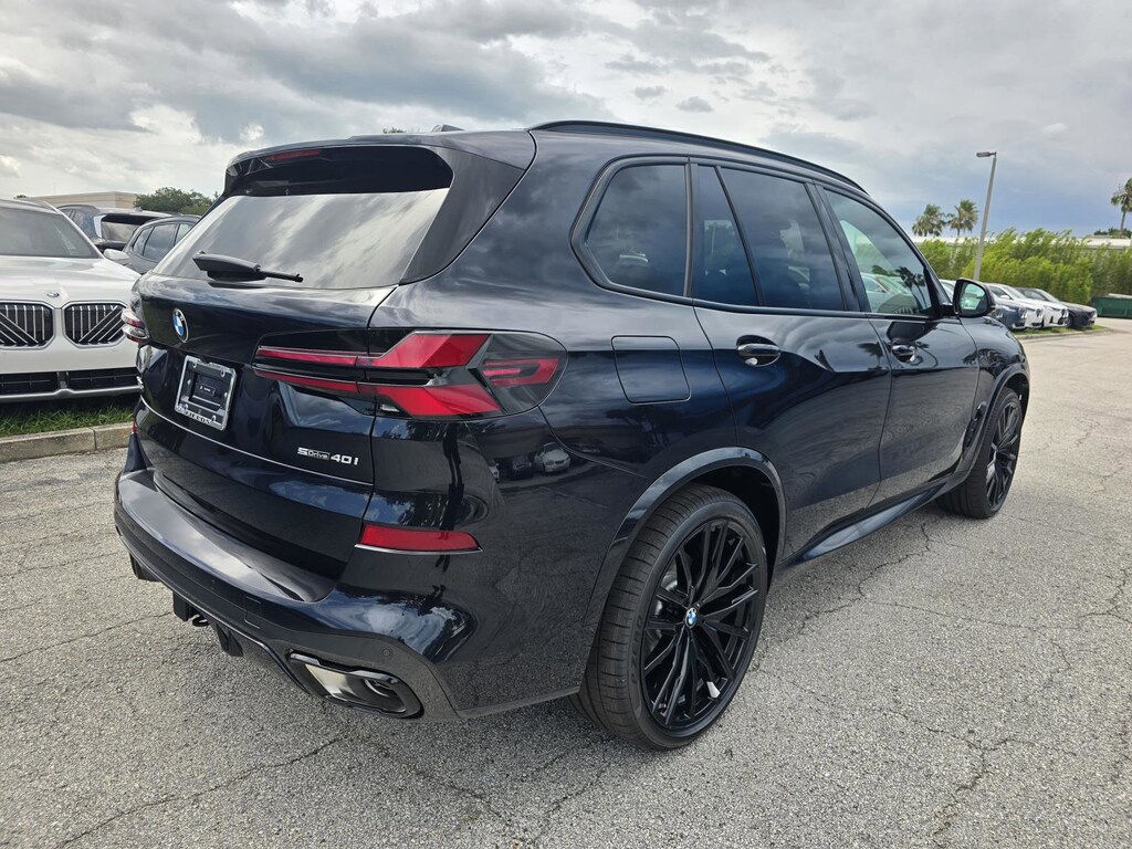 New 2026 BMW X5 sDrive40i SUV