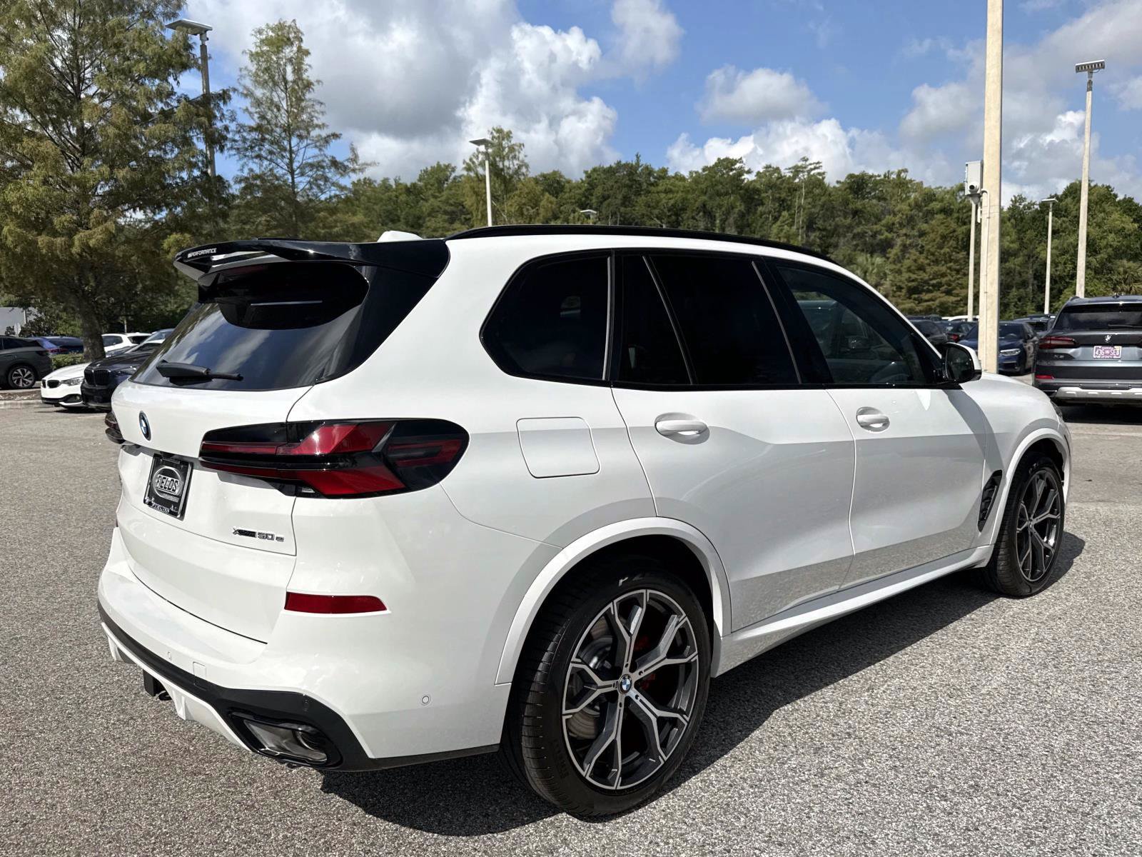New 2026 BMW X5 PHEV xDrive50e SUV