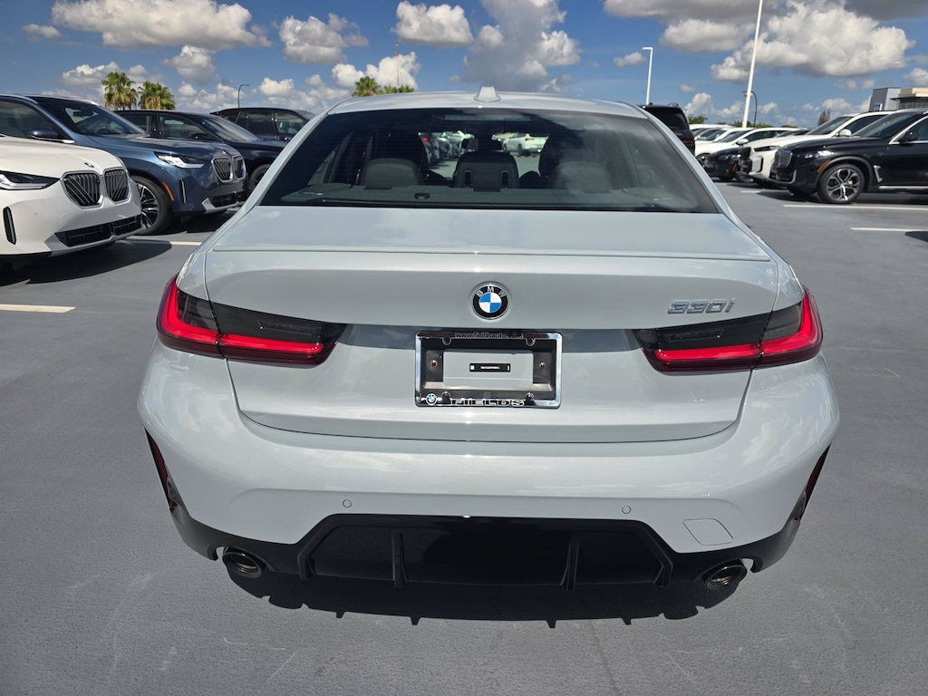 New 2026 BMW 330i Sedan
