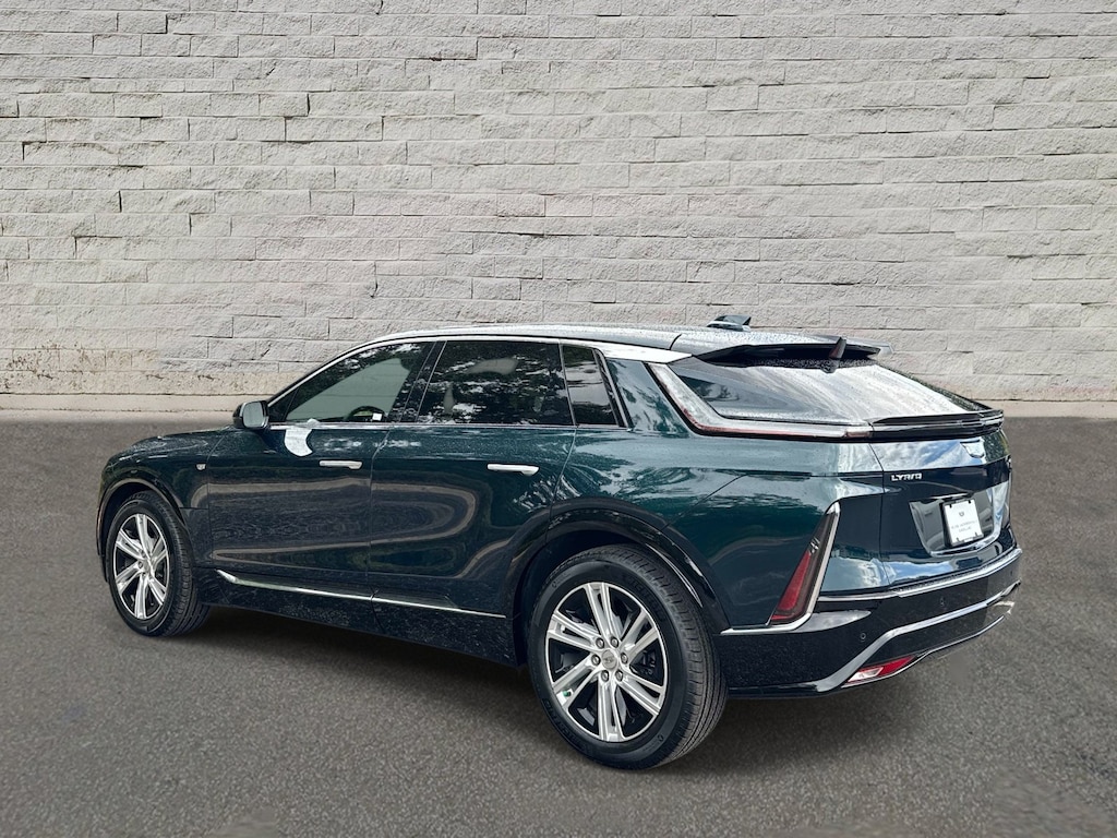 Used 2024 CADILLAC LYRIQ Tech SUV