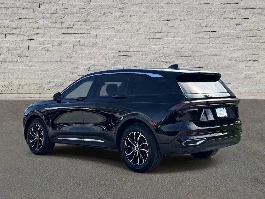 Used 2024 Lincoln Nautilus Premiere