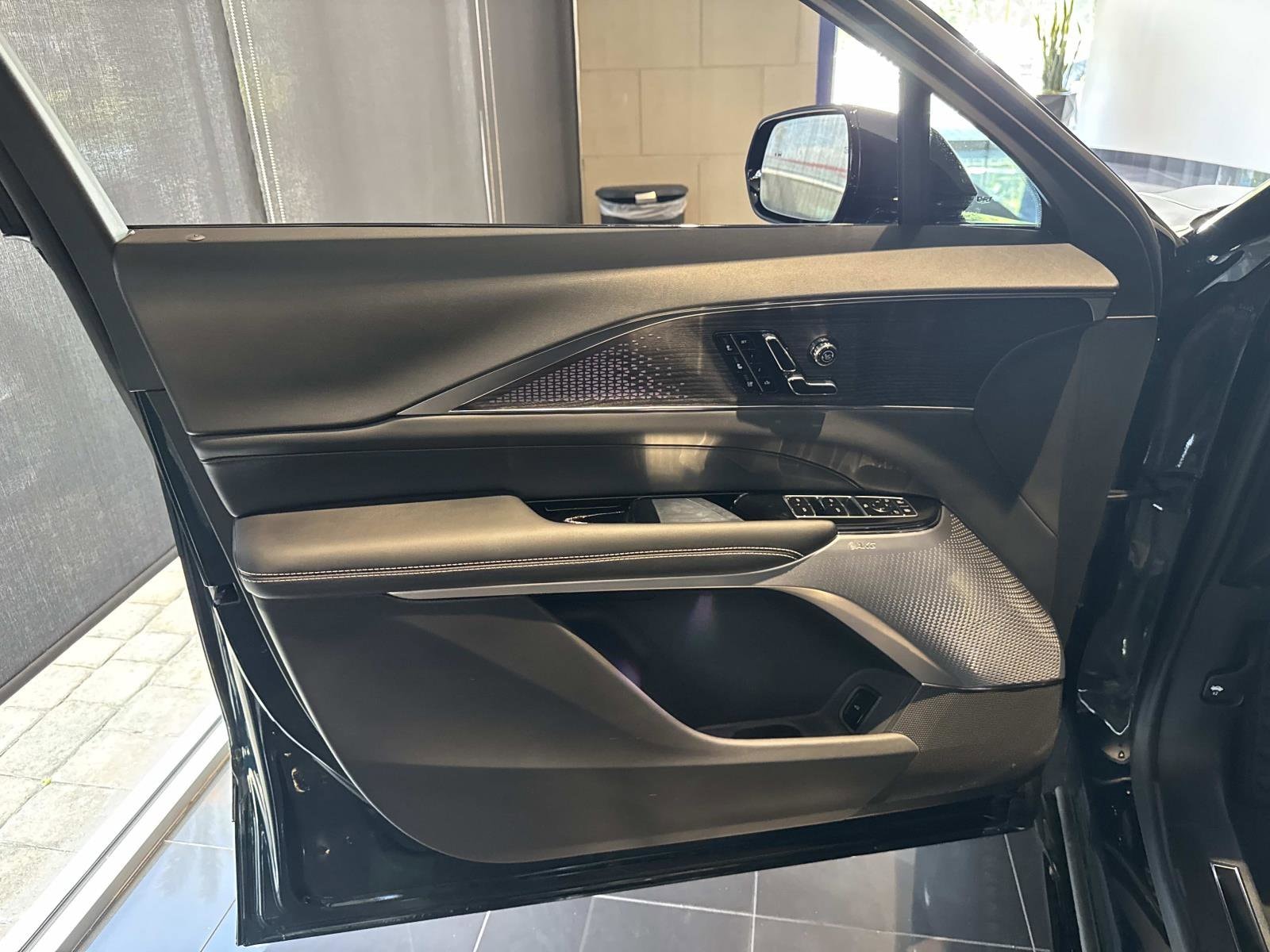 2026 Cadillac LYRIQ V Premium - Photo 14