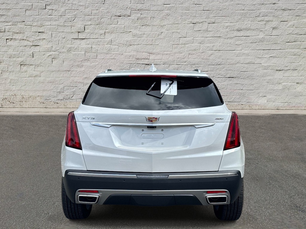 New 2026 CADILLAC XT5 Premium Luxury SUV