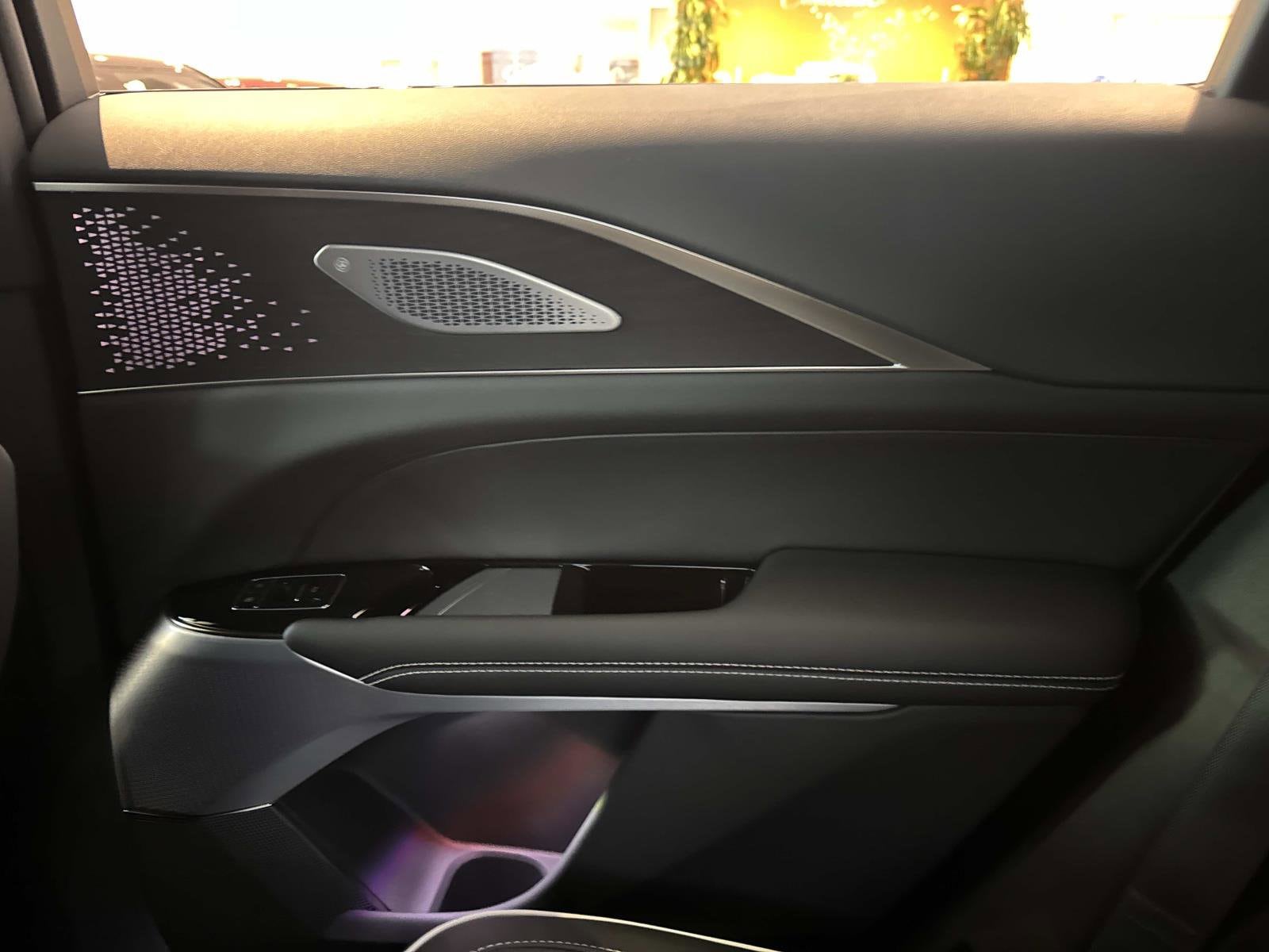 2026 Cadillac LYRIQ V Premium - Photo 11