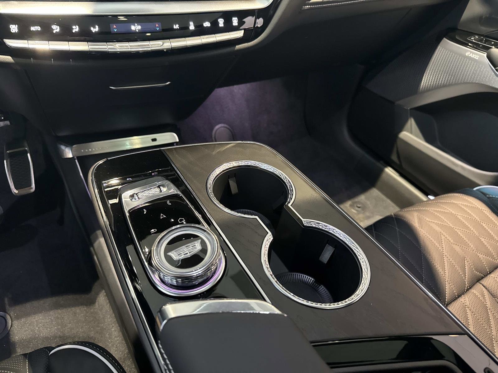 2026 Cadillac LYRIQ V Premium - Photo 21