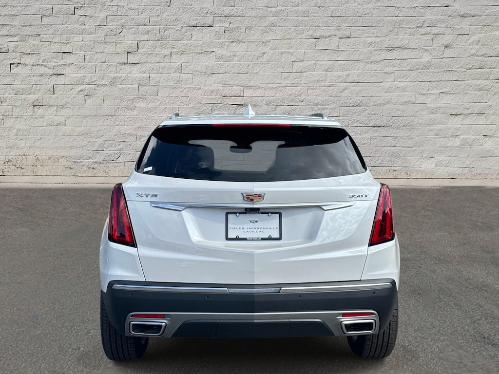 New 2026 CADILLAC XT5 Premium Luxury SUV