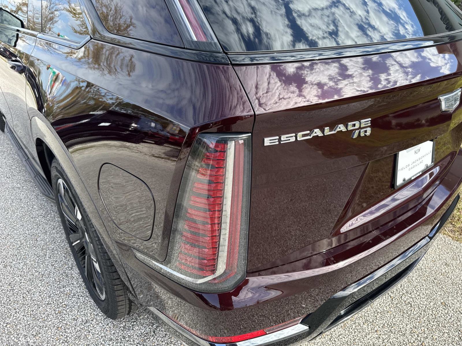 2025 Cadillac Escalade IQ Sport 1 - Photo 11
